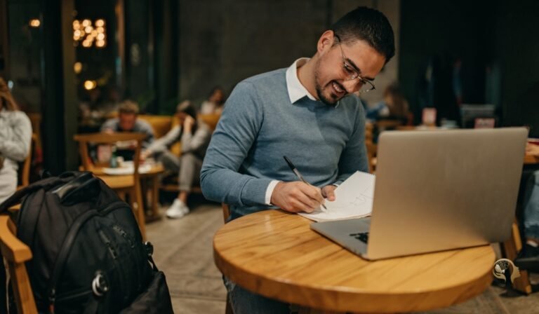 Profissionais do Futuro: Por que a Adaptabilidade é o Novo Requisito Essencial